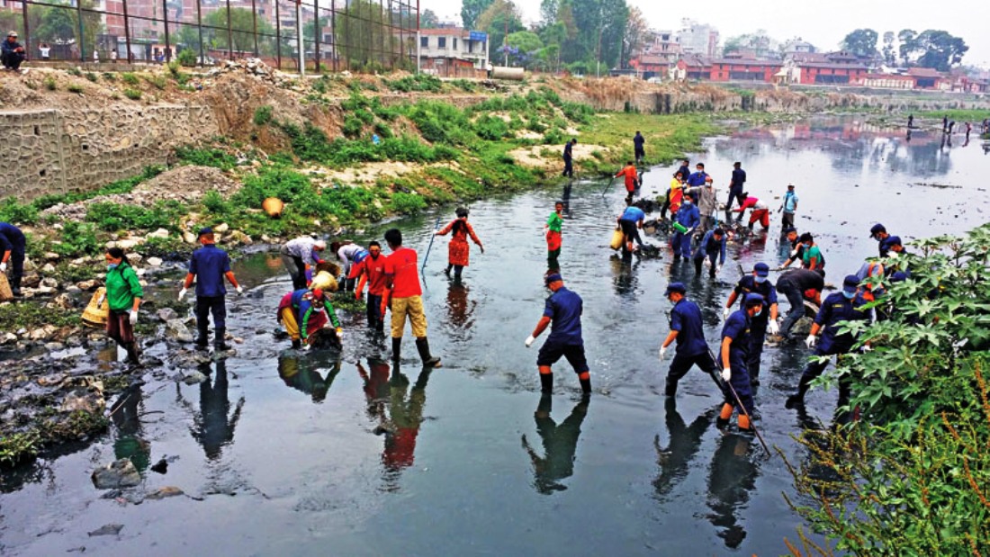 भाइटीकाका दिन पनि गरियो बागमती सफाइ